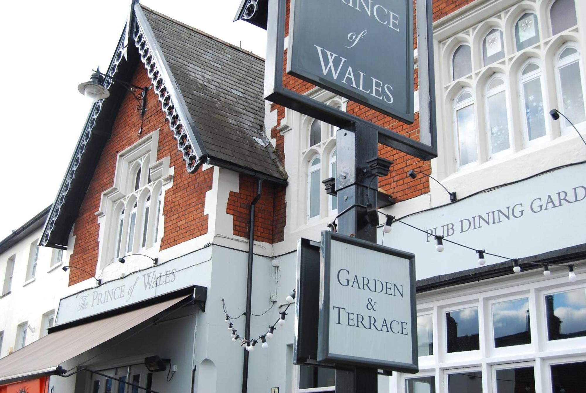 Hampton Court Snug Walk To Train & Palace East Molesey Exteriör bild