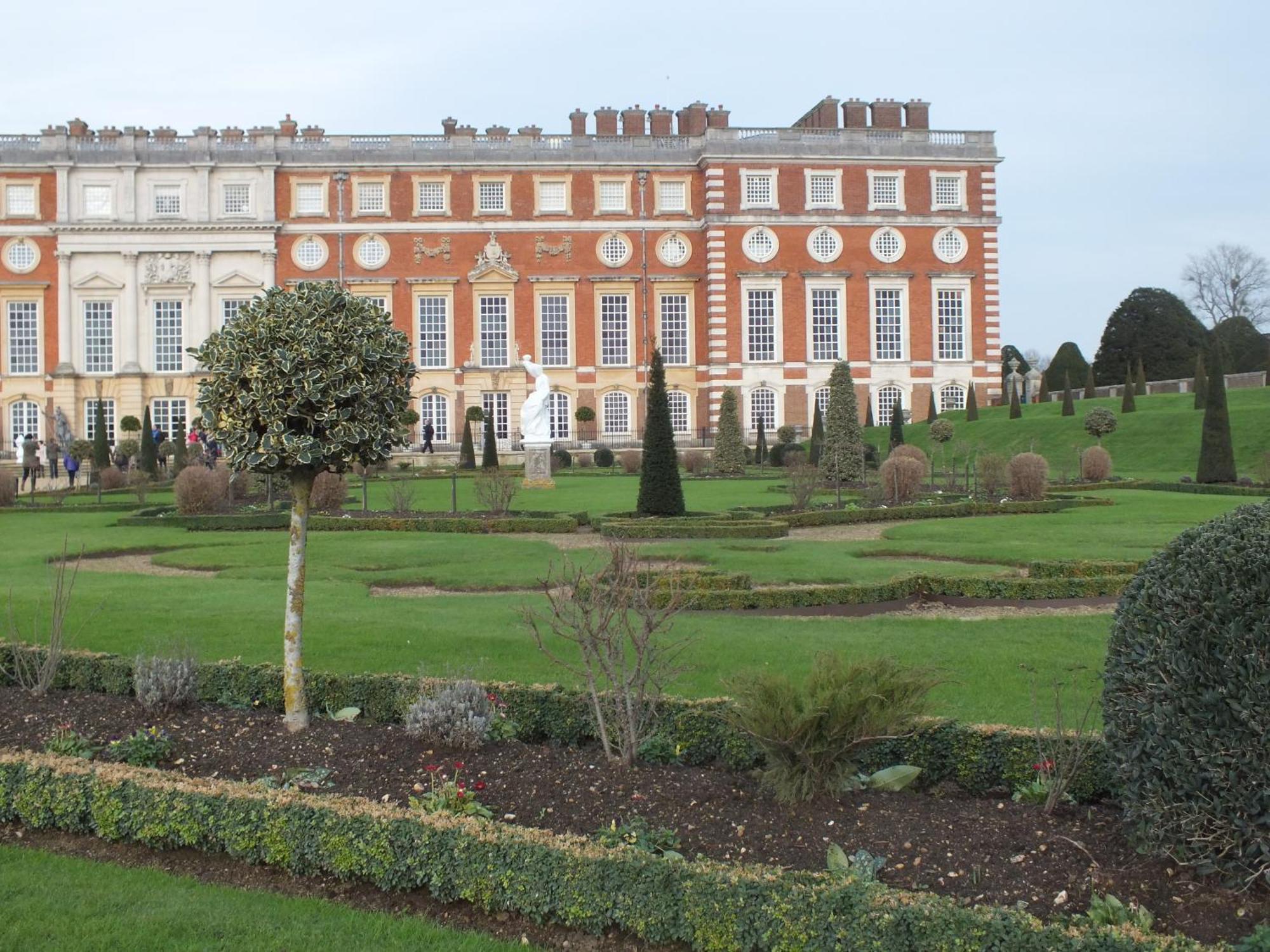 Hampton Court Snug Walk To Train & Palace East Molesey Exteriör bild